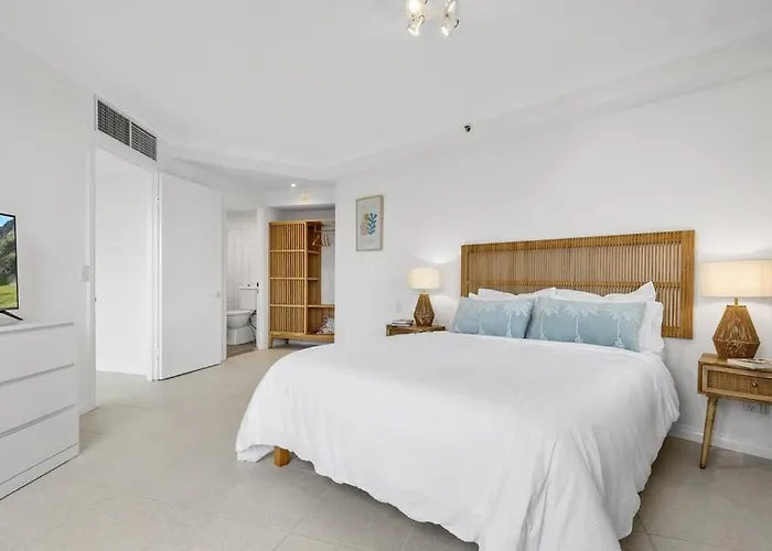 Spacious 2Br- Centre Of Brissy!